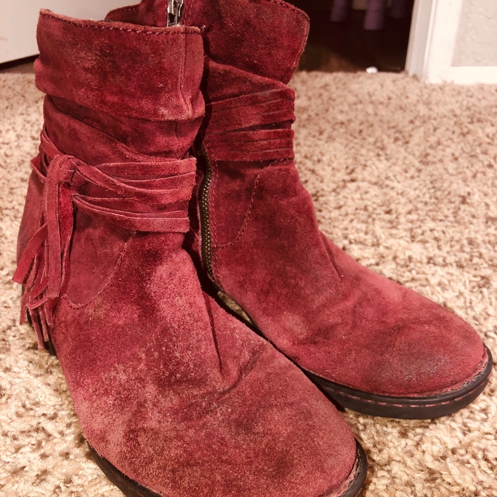 Red boots